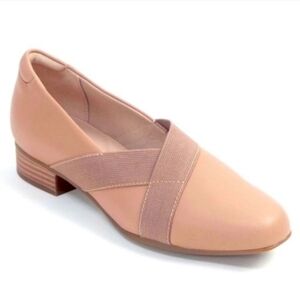 Clark's Juliet Dahlia Loafer NWT in Praline Sz 10